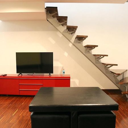Cozy & Large Loft Famagosta Leilighet Milano Eksteriør bilde