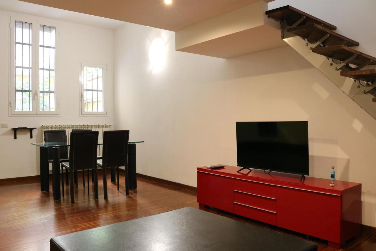 Cozy & Large Loft Famagosta Leilighet Milano Eksteriør bilde